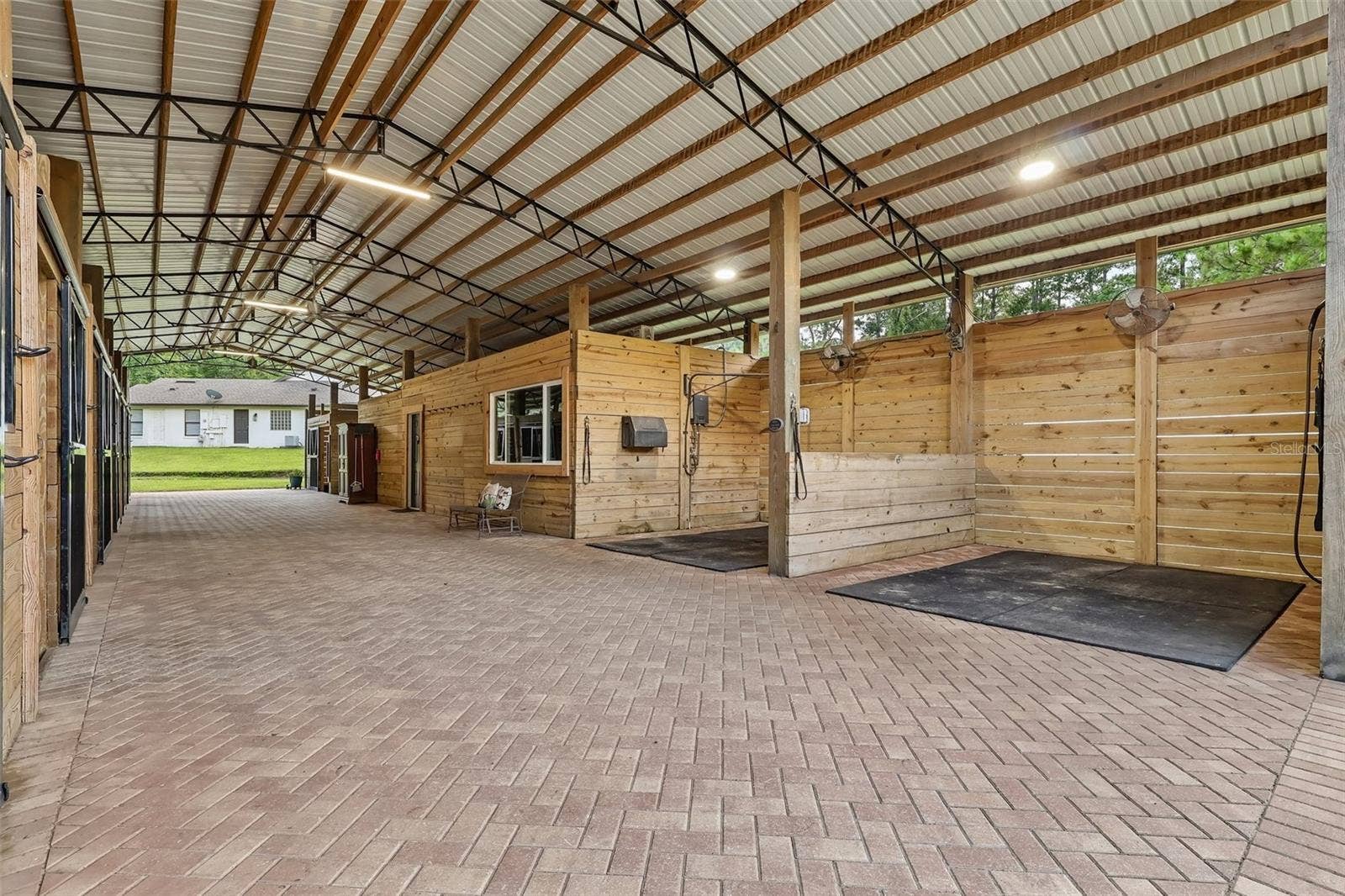 22301 CORONADO SOMERSET DRIVE, Sorrento, FL 32776 inside barn