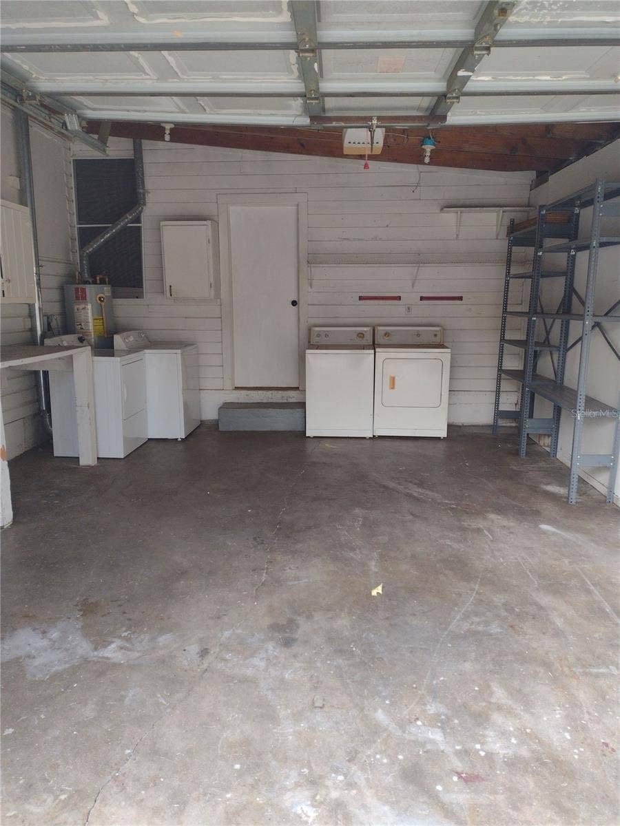 320 S 4TH STREET, Leesburg, FL 34748 320 S 4TH STREET, Leesburg, FL 34748