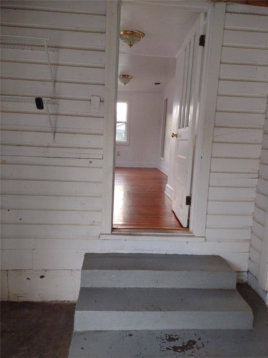 320 S 4TH STREET, Leesburg, FL 34748 320 S 4TH STREET, Leesburg, FL 34748