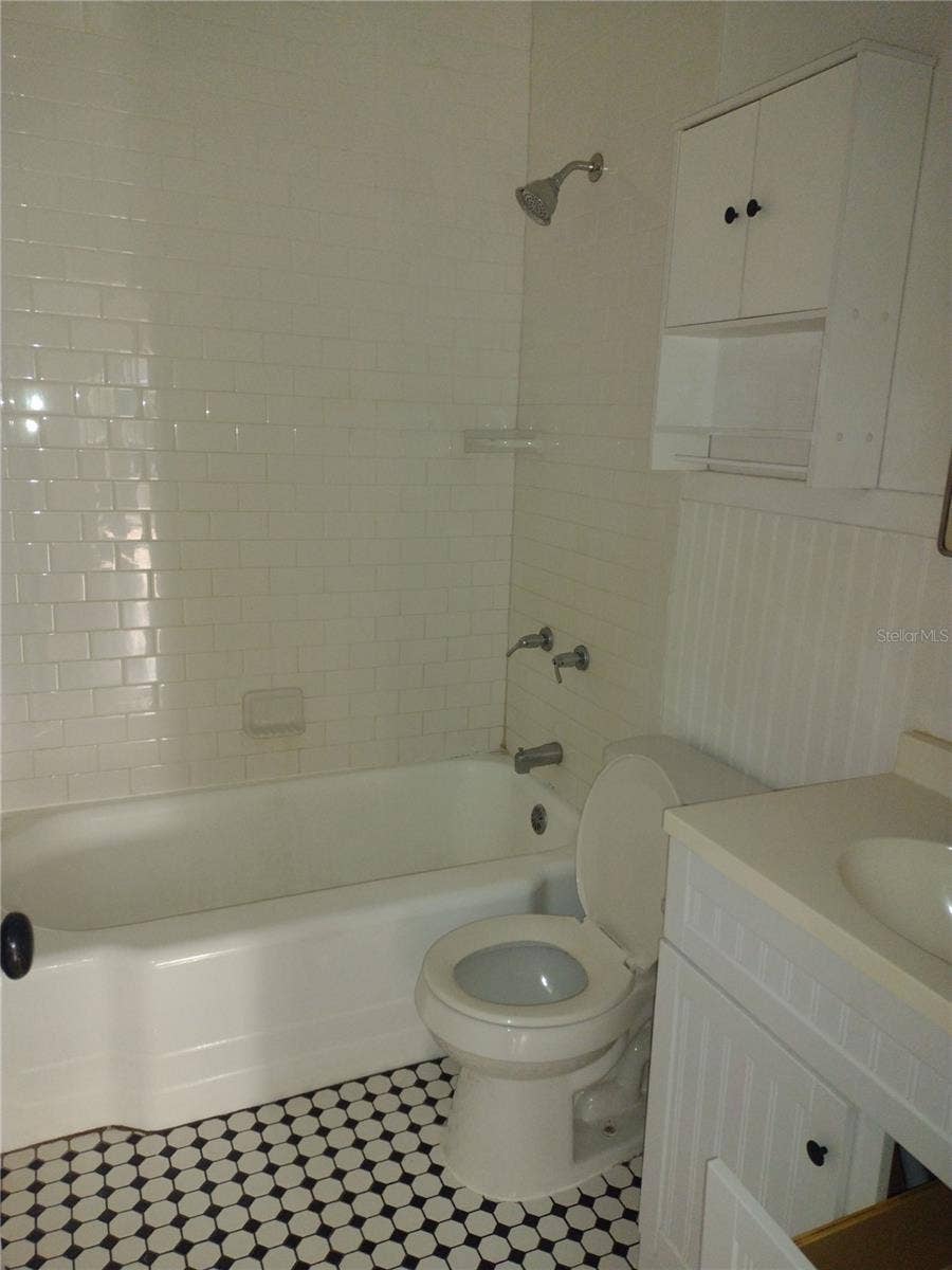 320 S 4TH STREET, Leesburg, FL 34748 320 S 4TH STREET, Leesburg, FL 34748
