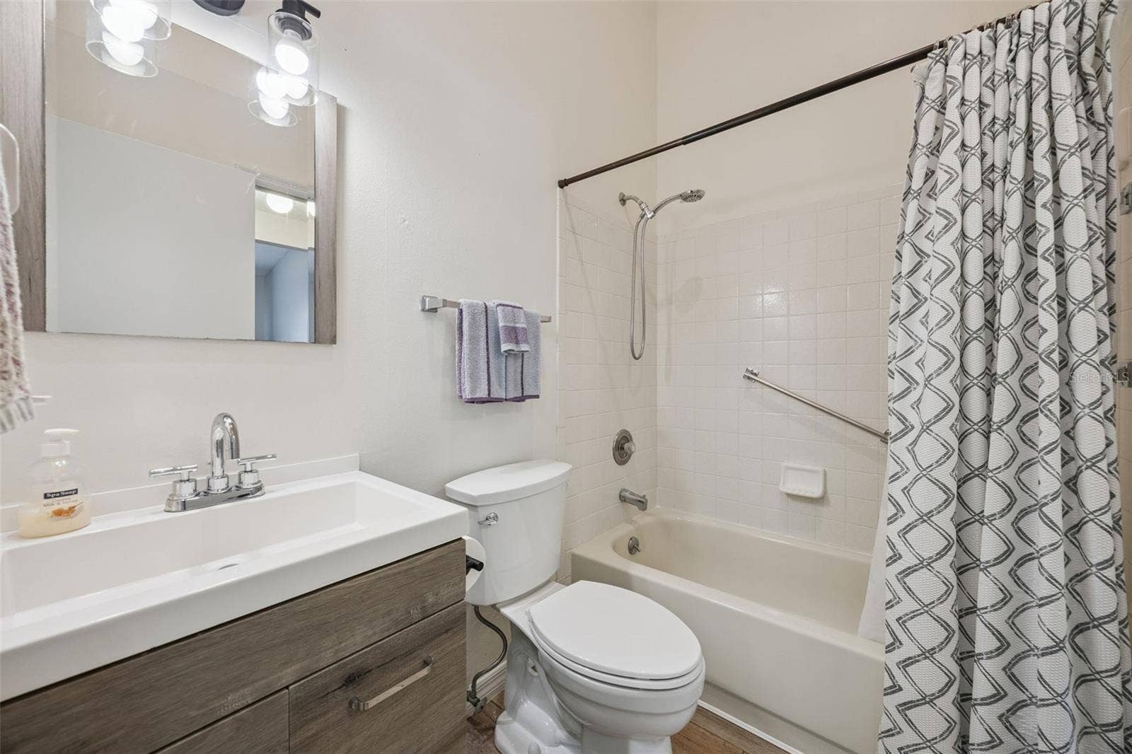 26032 NEWCOMBE CIRCLE, Leesburg, FL 34748