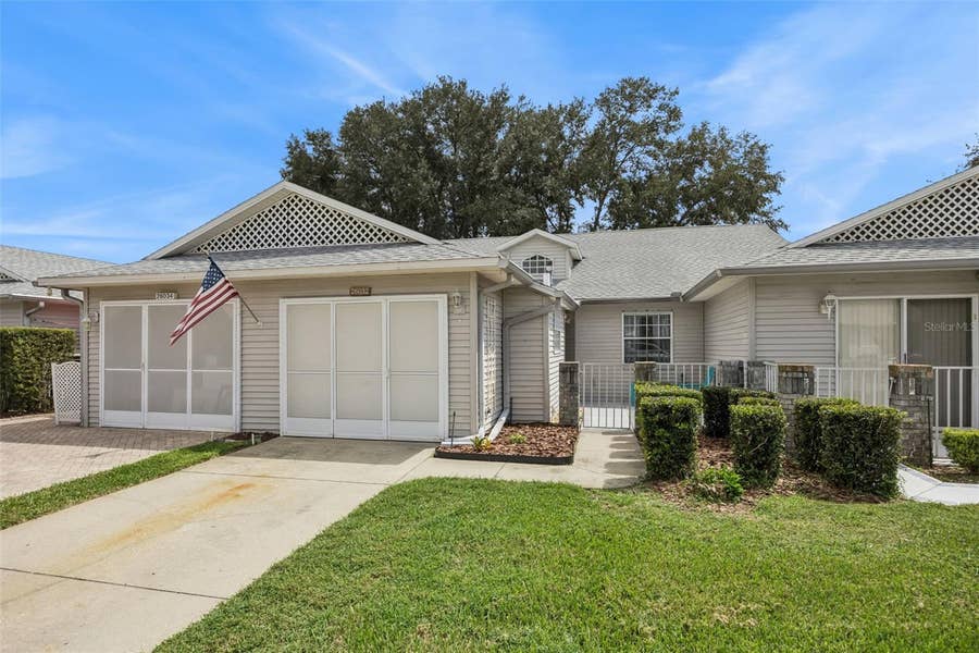 Property photo for 26032 NEWCOMBE CIRCLE, Leesburg, FL