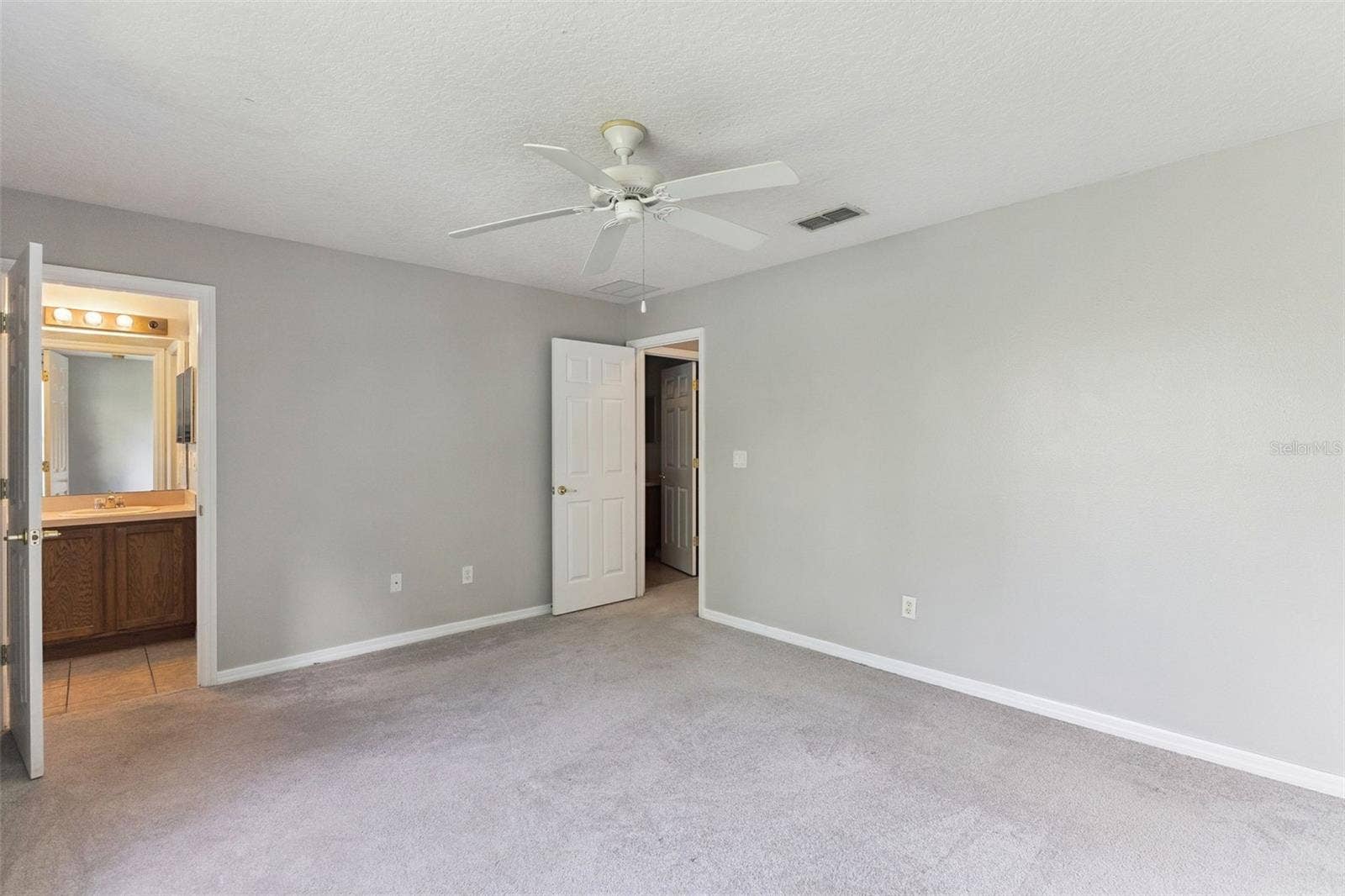 209 ASTON GRANDE DRIVE, Daytona Beach, FL 32124 209 ASTON GRANDE DRIVE, Daytona Beach, FL 32124