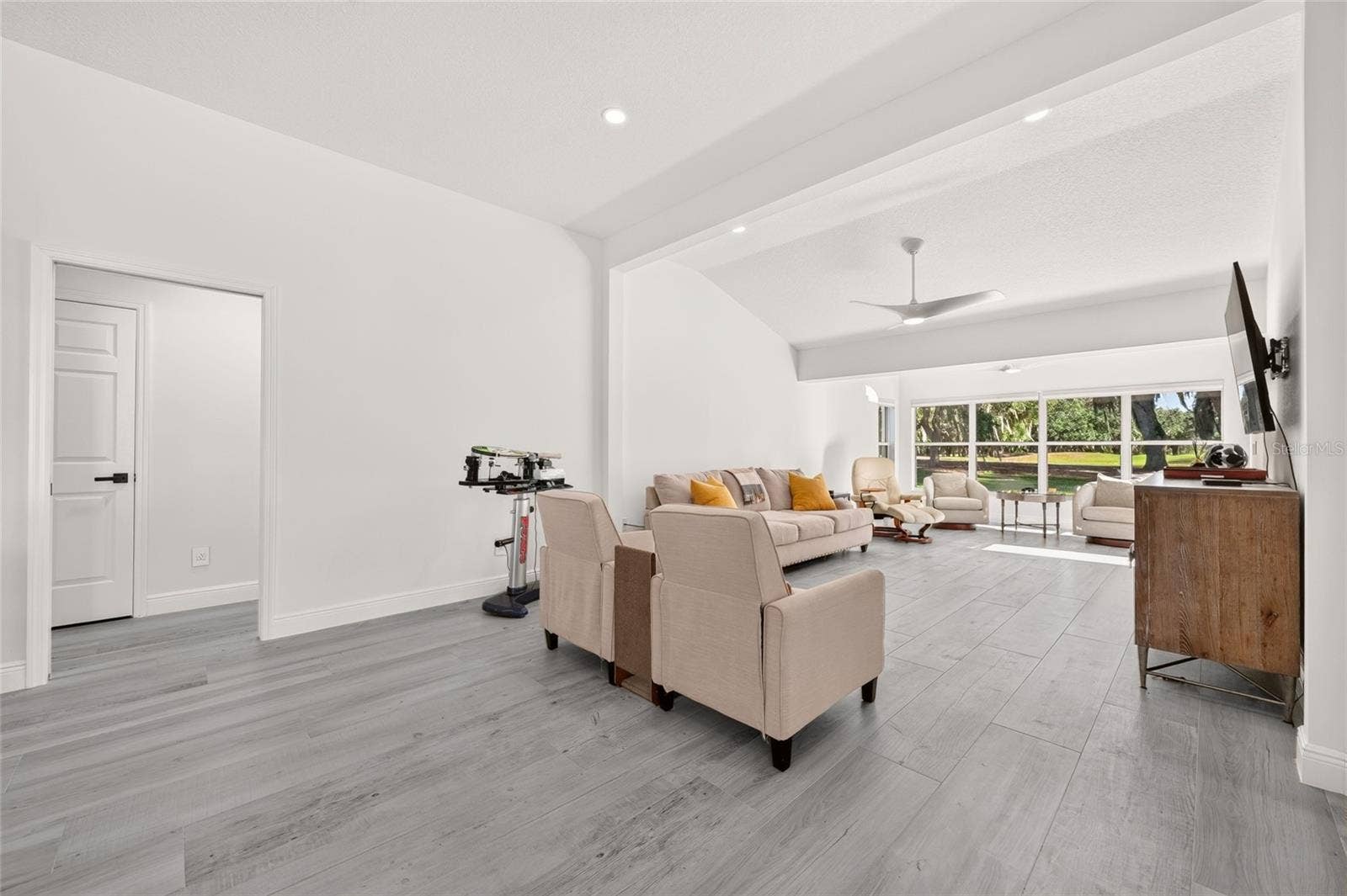 1454 SAN CLEMENTE COURT, The Villages, FL 32159 1454 SAN CLEMENTE COURT, The Villages, FL 32159