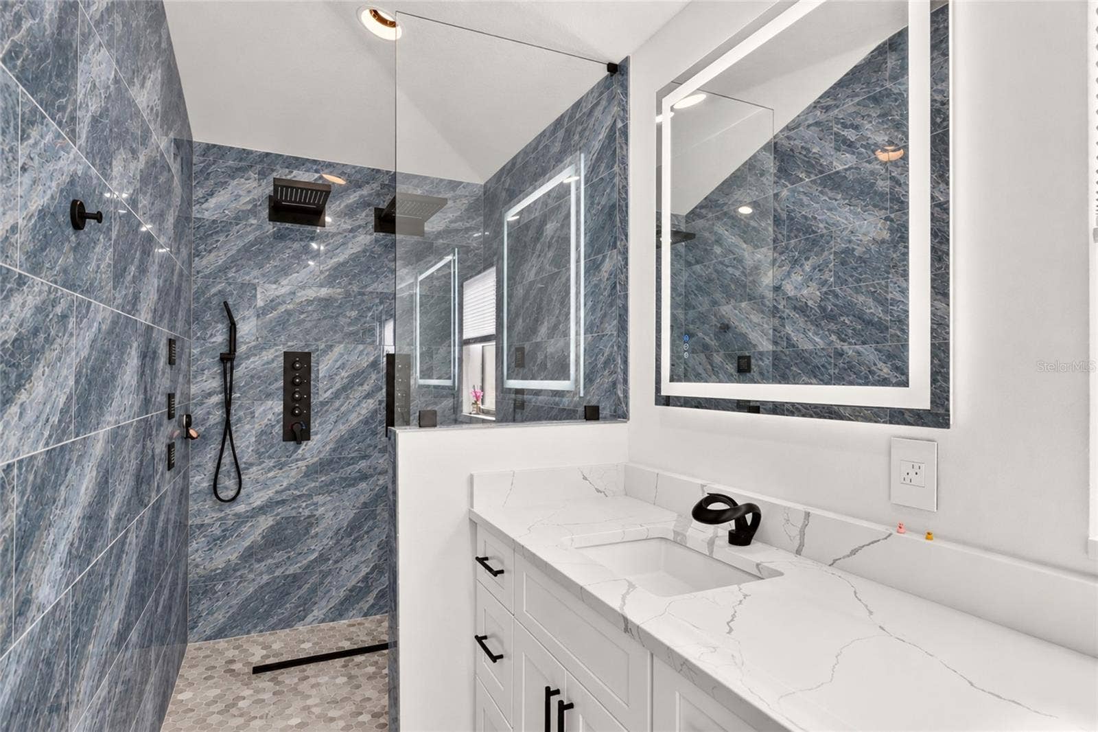 1454 SAN CLEMENTE COURT, The Villages, FL 32159 1454 SAN CLEMENTE COURT, The Villages, FL 32159