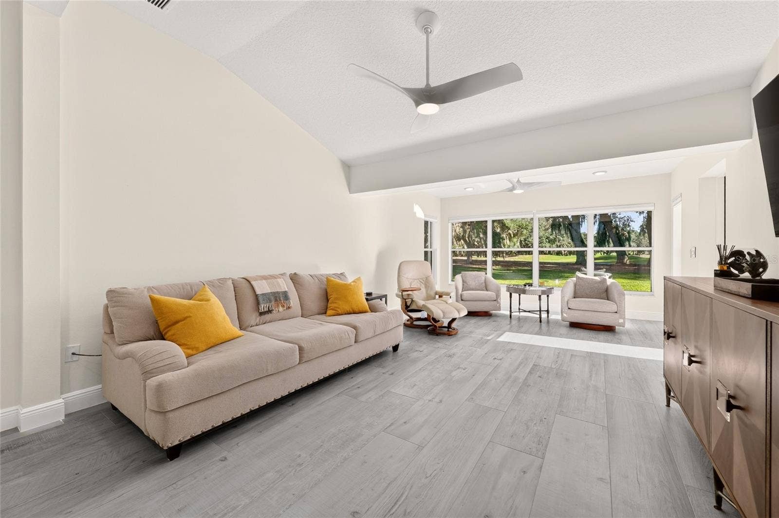 1454 SAN CLEMENTE COURT, The Villages, FL 32159 1454 SAN CLEMENTE COURT, The Villages, FL 32159