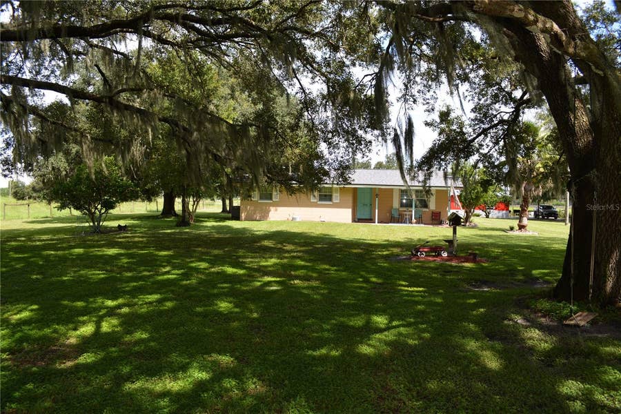 Property photo for 7826 CR 736, Center Hill, FL