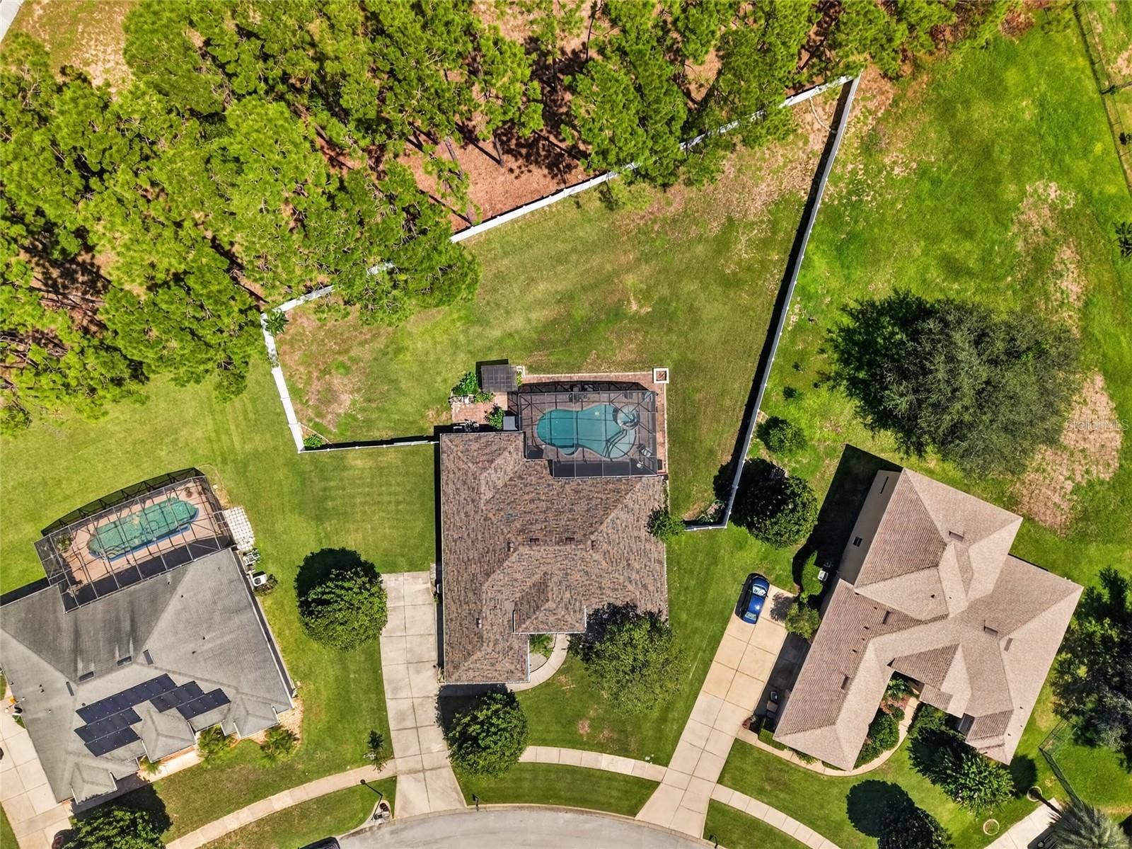 Aerial of entire property (no immediate rear neighbor (HOA owned area behind fence)