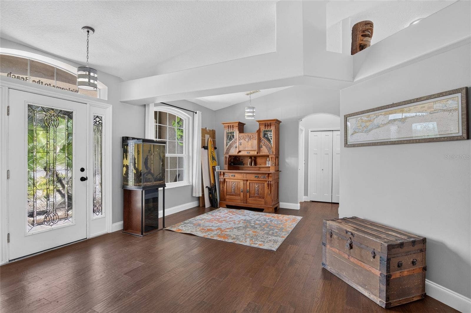 Dining Room/flex space