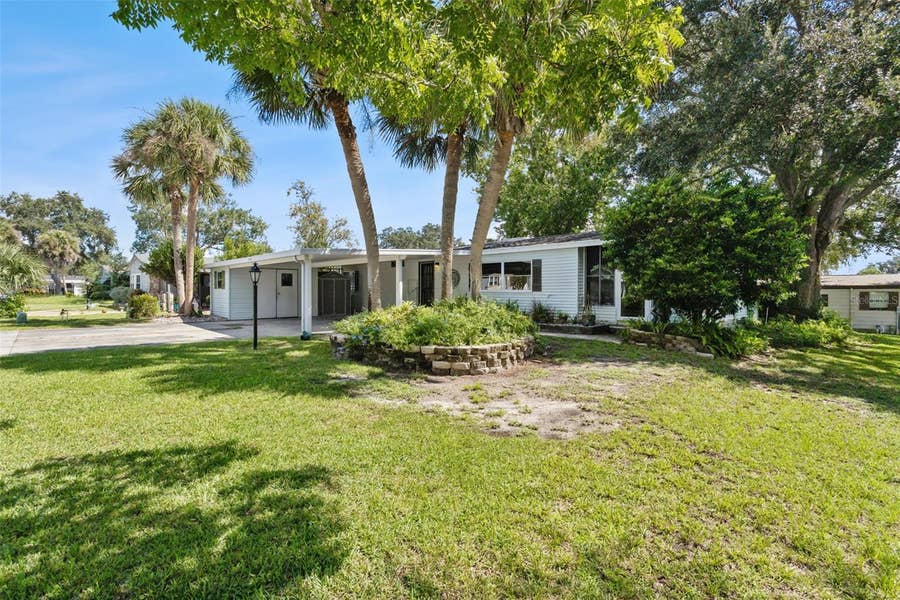 Property photo for 25040 BETTON HILL, Leesburg, FL