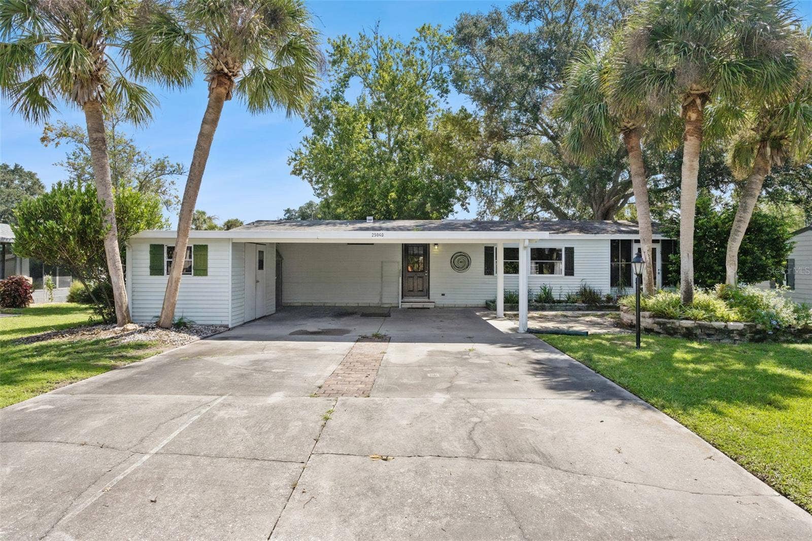25040 BETTON HILL, Leesburg, FL 34748