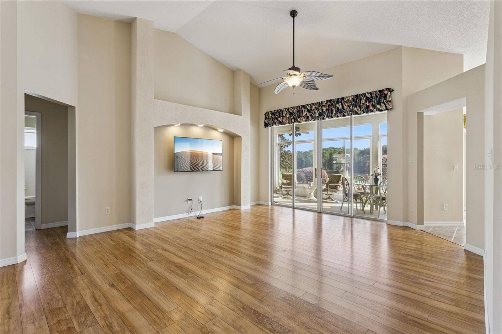 24242 E BELLE MEDE DRIVE, Leesburg, FL 34748 24242 E BELLE MEDE DRIVE, Leesburg, FL 34748