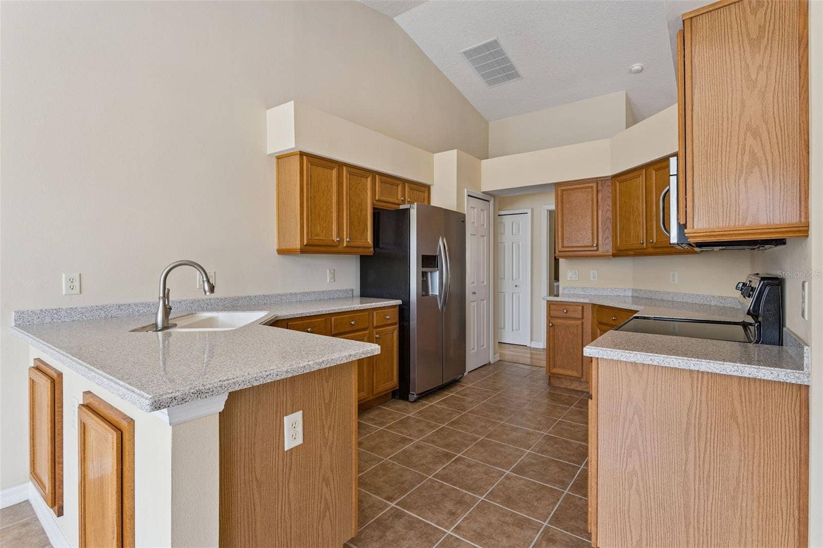 24242 E BELLE MEDE DRIVE, Leesburg, FL 34748 24242 E BELLE MEDE DRIVE, Leesburg, FL 34748