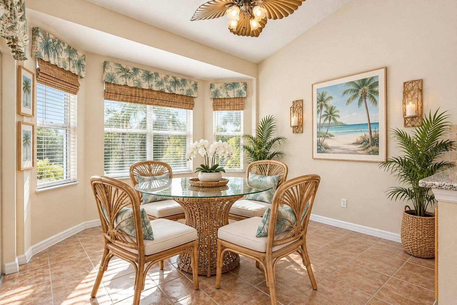 24242 E BELLE MEDE DRIVE, Leesburg, FL 34748 Kitchen Dining Area Virtually furnish
