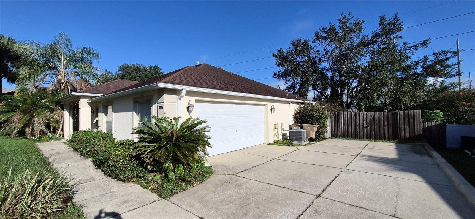10037 CRENSHAW CIRCLE, Clermont, FL 34711 10037 CRENSHAW CIRCLE, Clermont, FL 34711