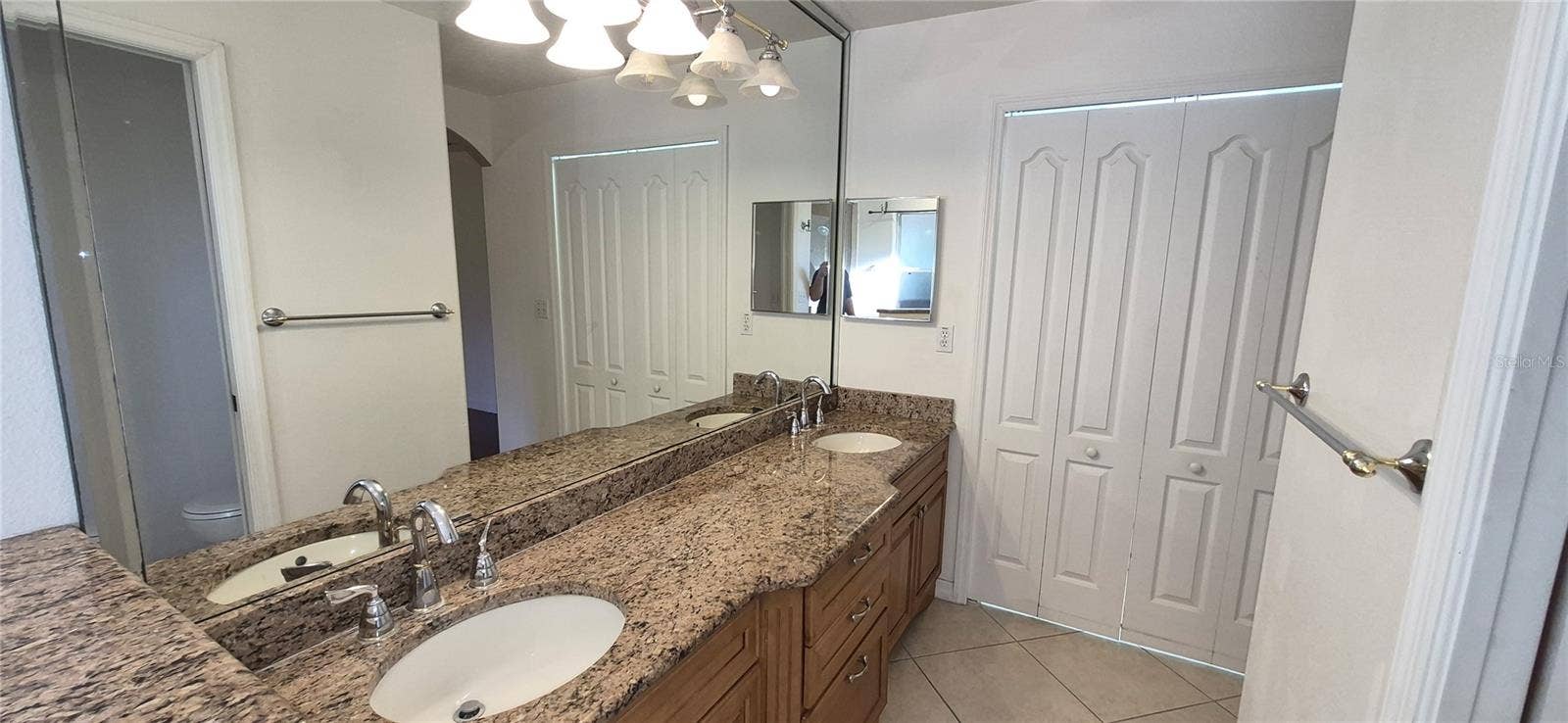 10037 CRENSHAW CIRCLE, Clermont, FL 34711 10037 CRENSHAW CIRCLE, Clermont, FL 34711