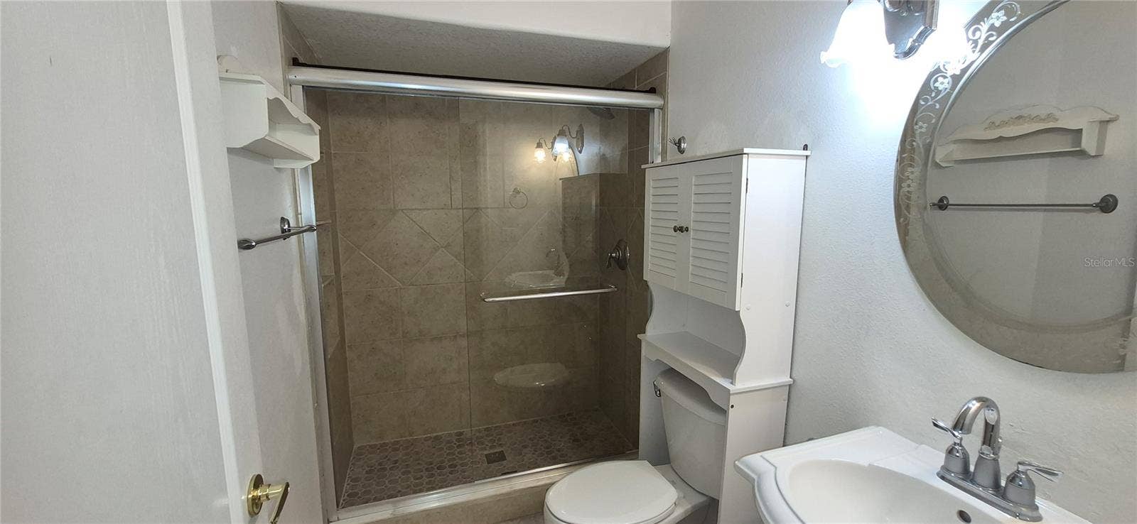 10037 CRENSHAW CIRCLE, Clermont, FL 34711 10037 CRENSHAW CIRCLE, Clermont, FL 34711