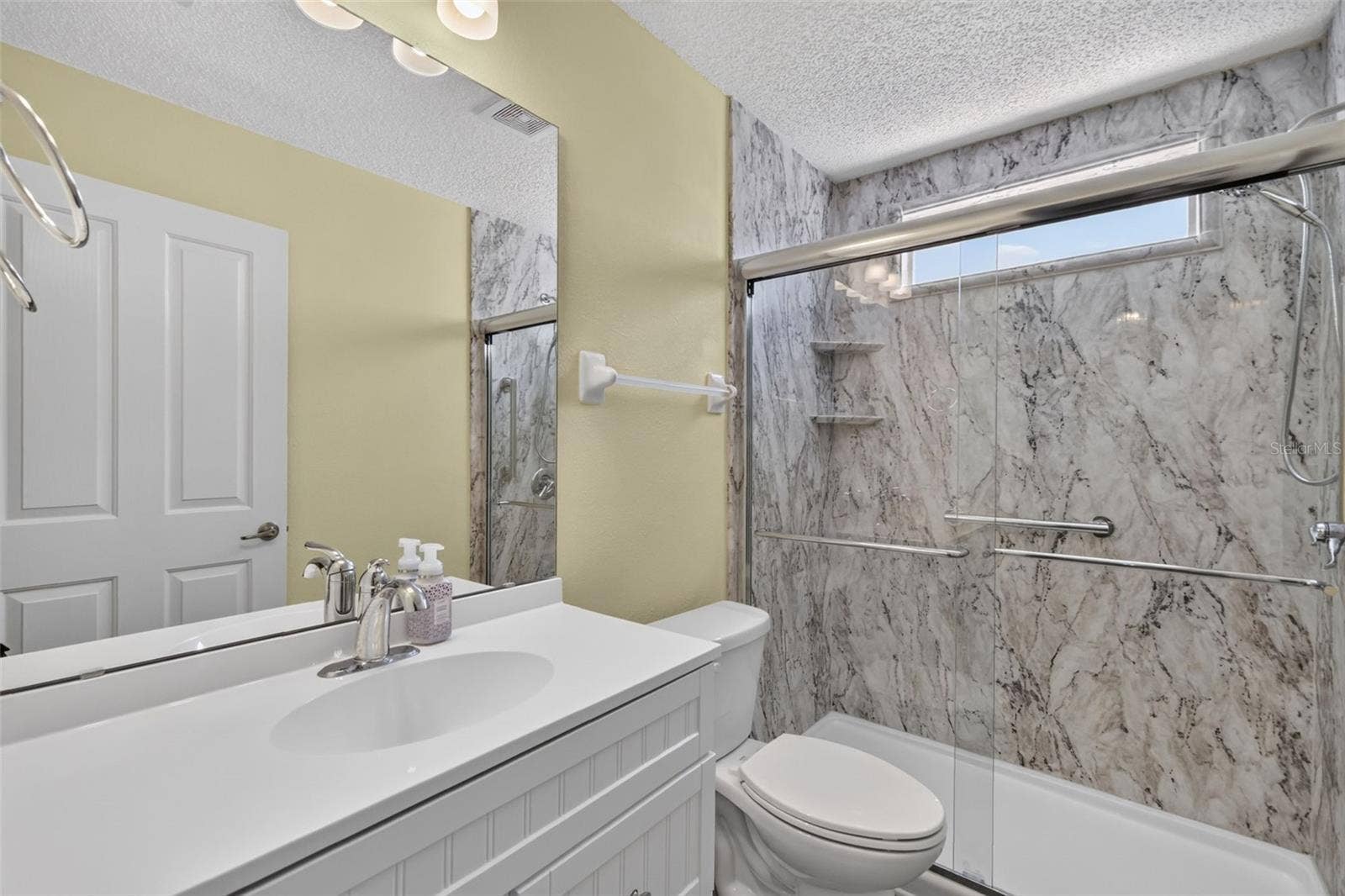 26958 HONEYMOON AVENUE, Leesburg, FL 34748