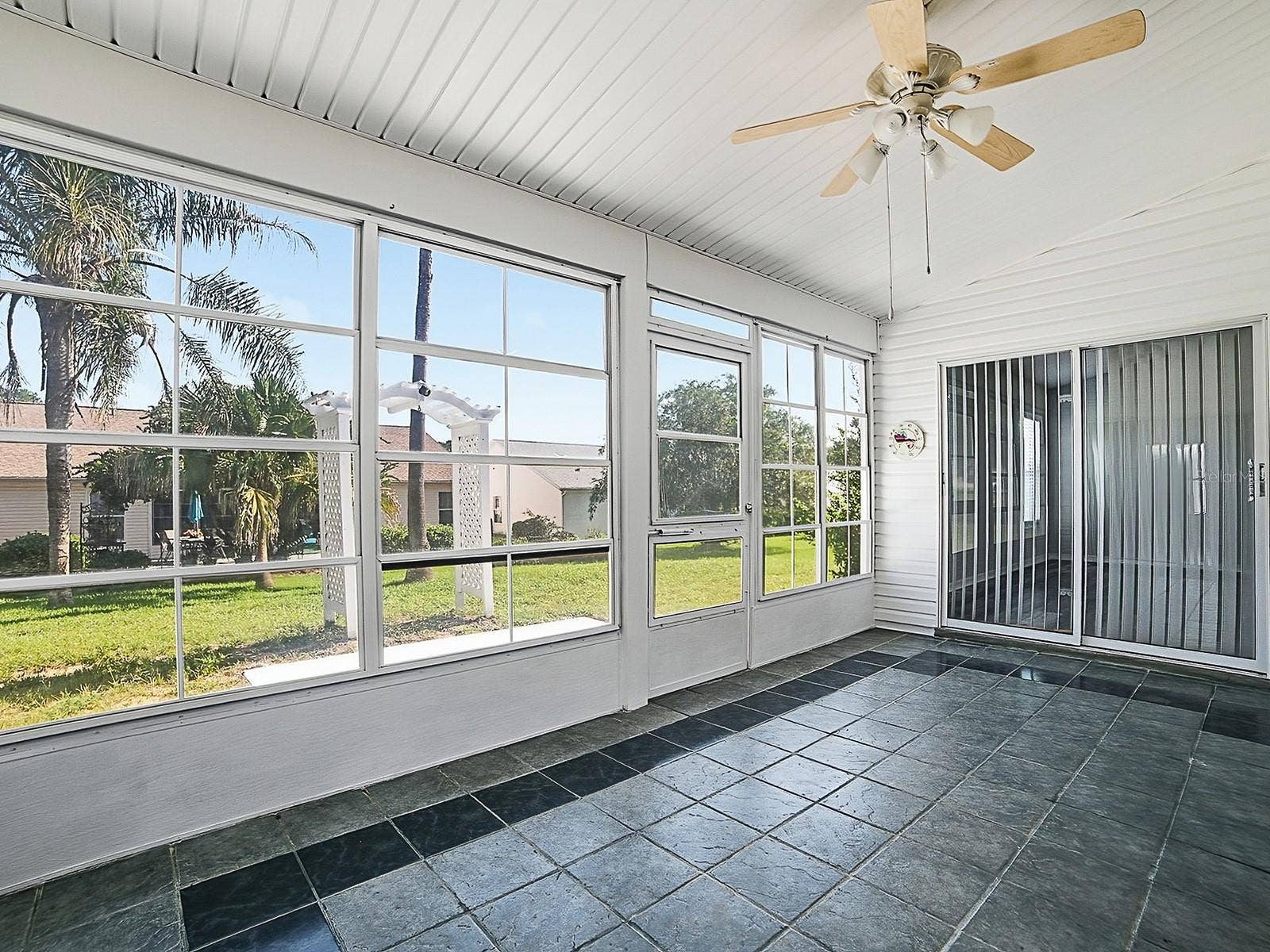 4003 PLANTATION BOULEVARD, Leesburg, FL 34748 4003 PLANTATION BOULEVARD, Leesburg, FL 34748