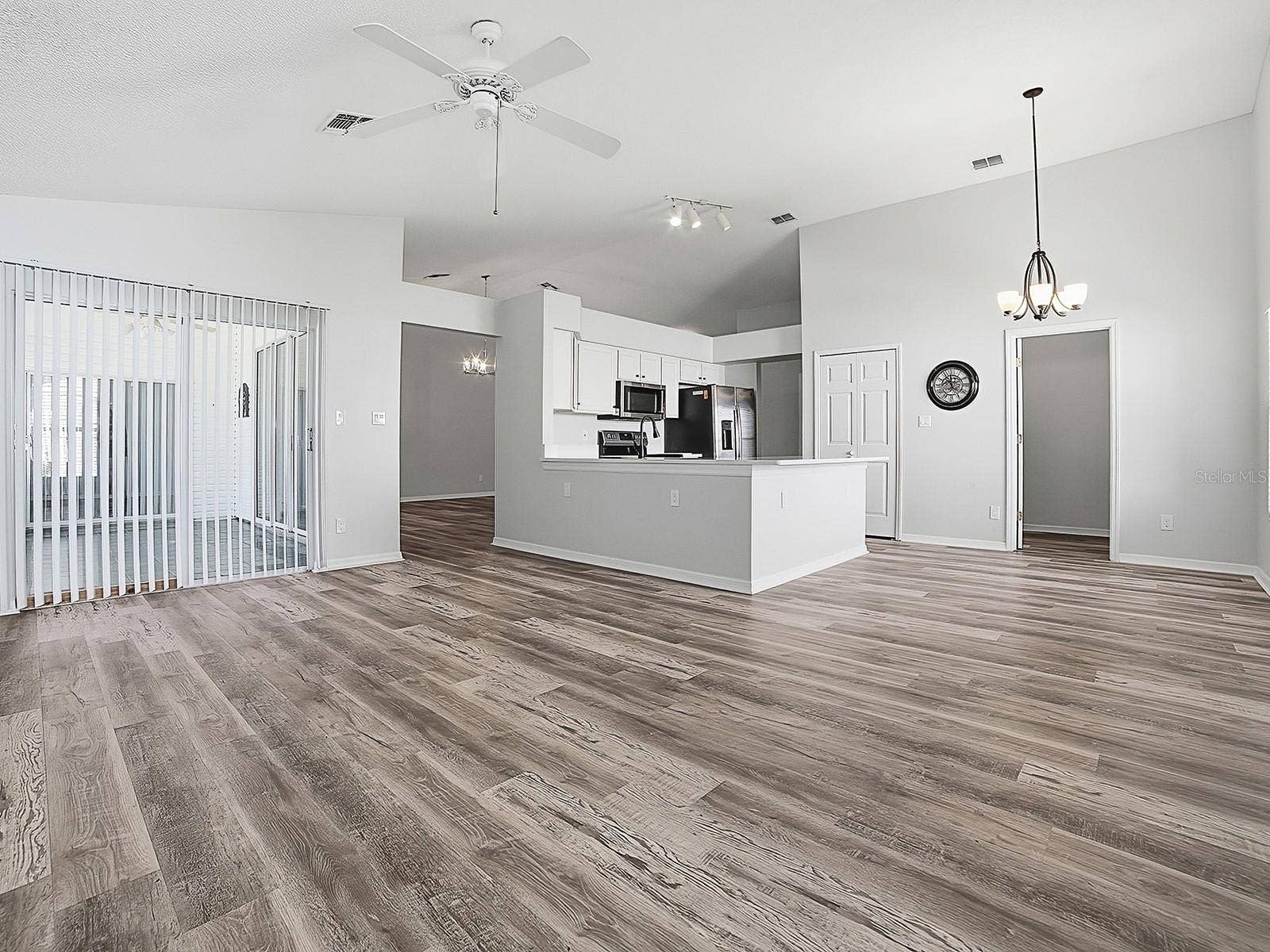 4003 PLANTATION BOULEVARD, Leesburg, FL 34748 4003 PLANTATION BOULEVARD, Leesburg, FL 34748