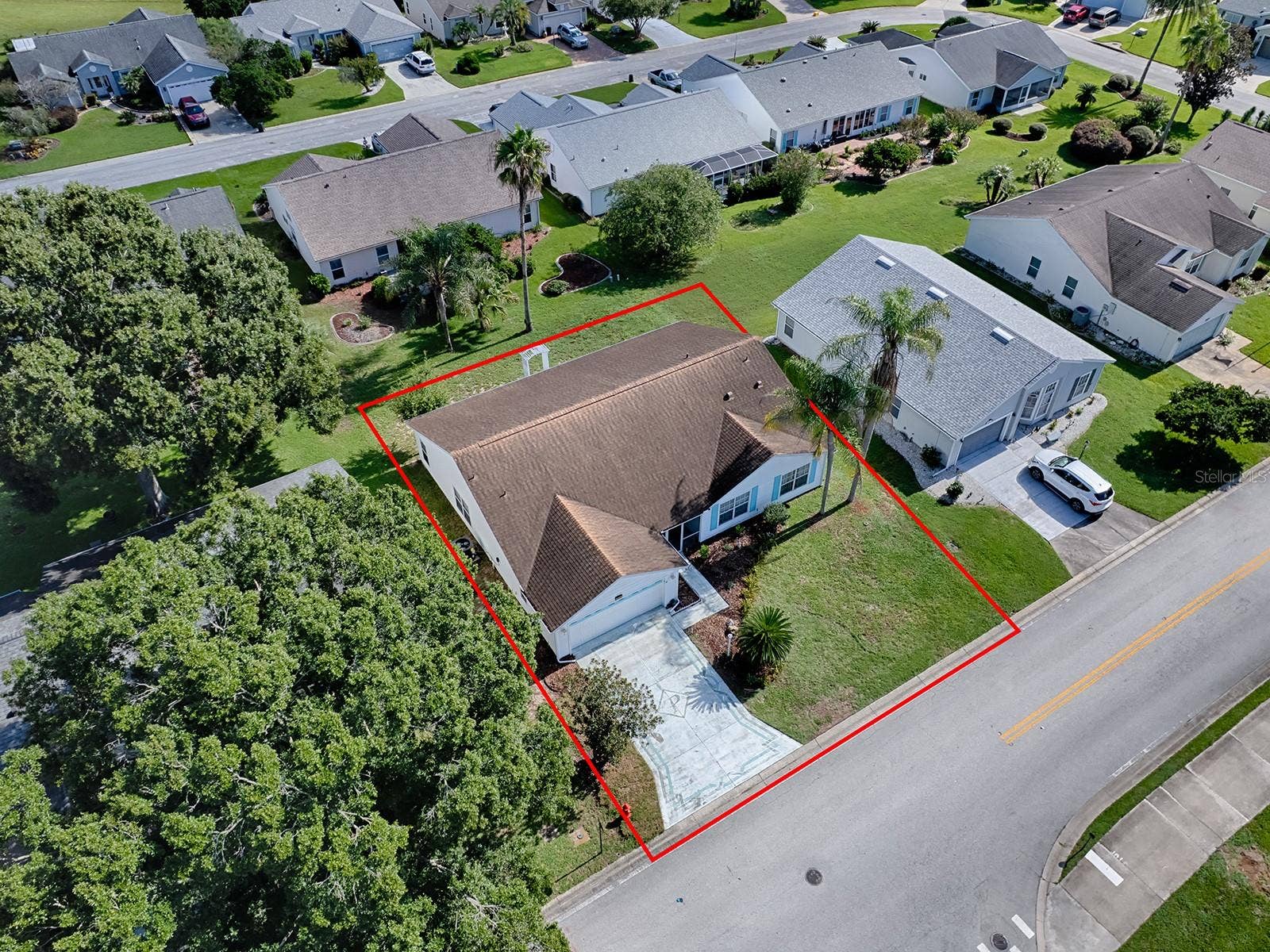 4003 PLANTATION BOULEVARD, Leesburg, FL 34748 4003 PLANTATION BOULEVARD, Leesburg, FL 34748