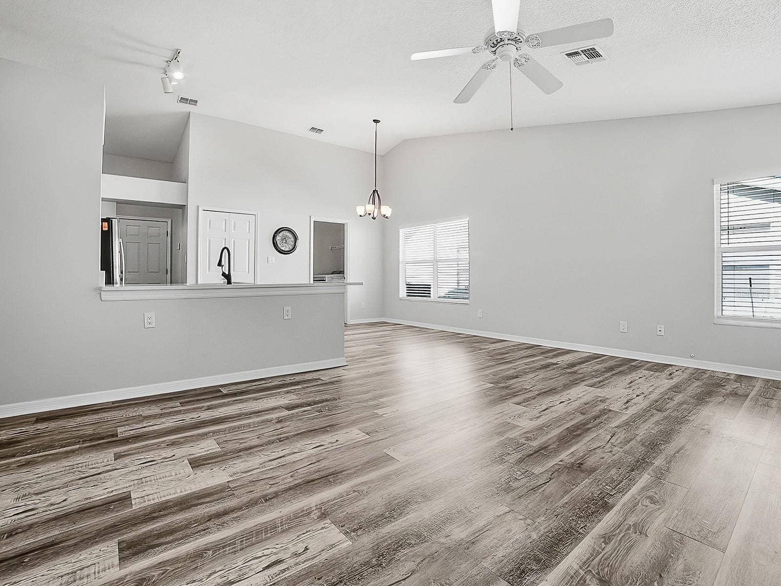 4003 PLANTATION BOULEVARD, Leesburg, FL 34748 4003 PLANTATION BOULEVARD, Leesburg, FL 34748