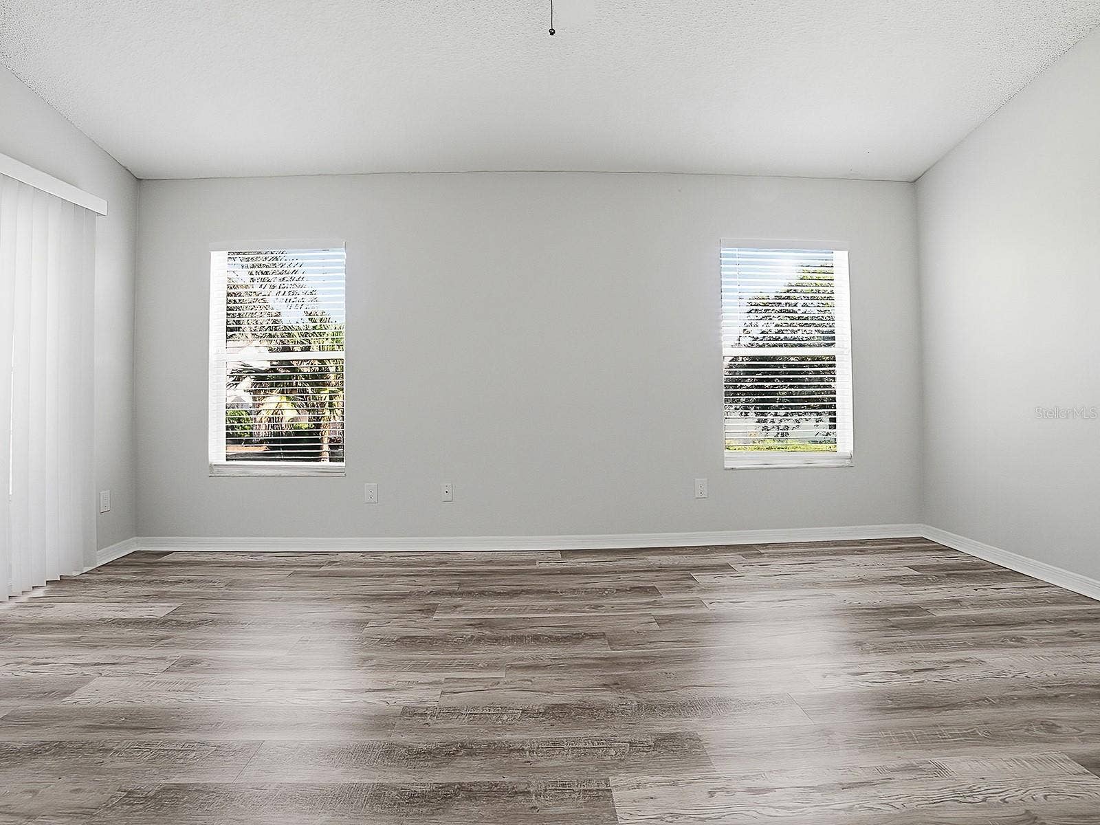 4003 PLANTATION BOULEVARD, Leesburg, FL 34748 4003 PLANTATION BOULEVARD, Leesburg, FL 34748