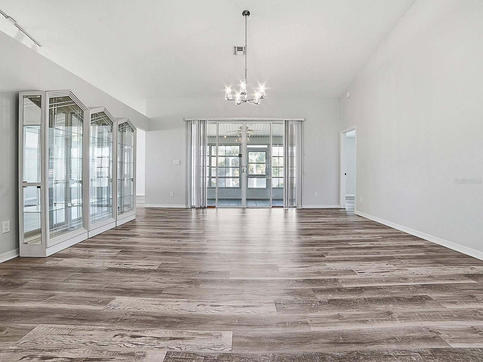 4003 PLANTATION BOULEVARD, Leesburg, FL 34748 4003 PLANTATION BOULEVARD, Leesburg, FL 34748