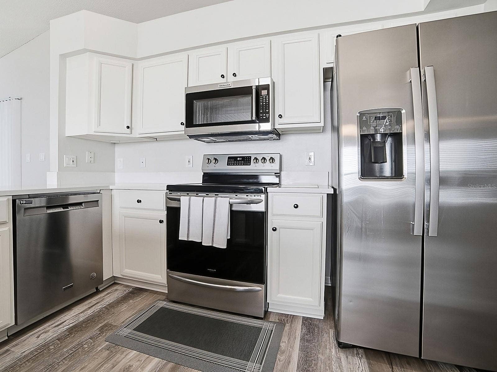 4003 PLANTATION BOULEVARD, Leesburg, FL 34748 4003 PLANTATION BOULEVARD, Leesburg, FL 34748