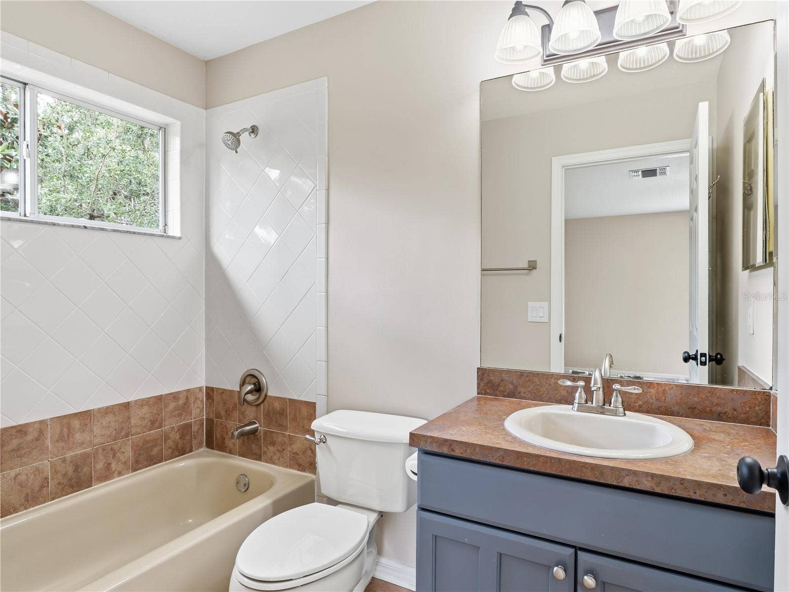 2242 WINTERMERE POINTE DRIVE, Winter Garden, FL 34787 2242 WINTERMERE POINTE DRIVE, Winter Garden, FL 34787
