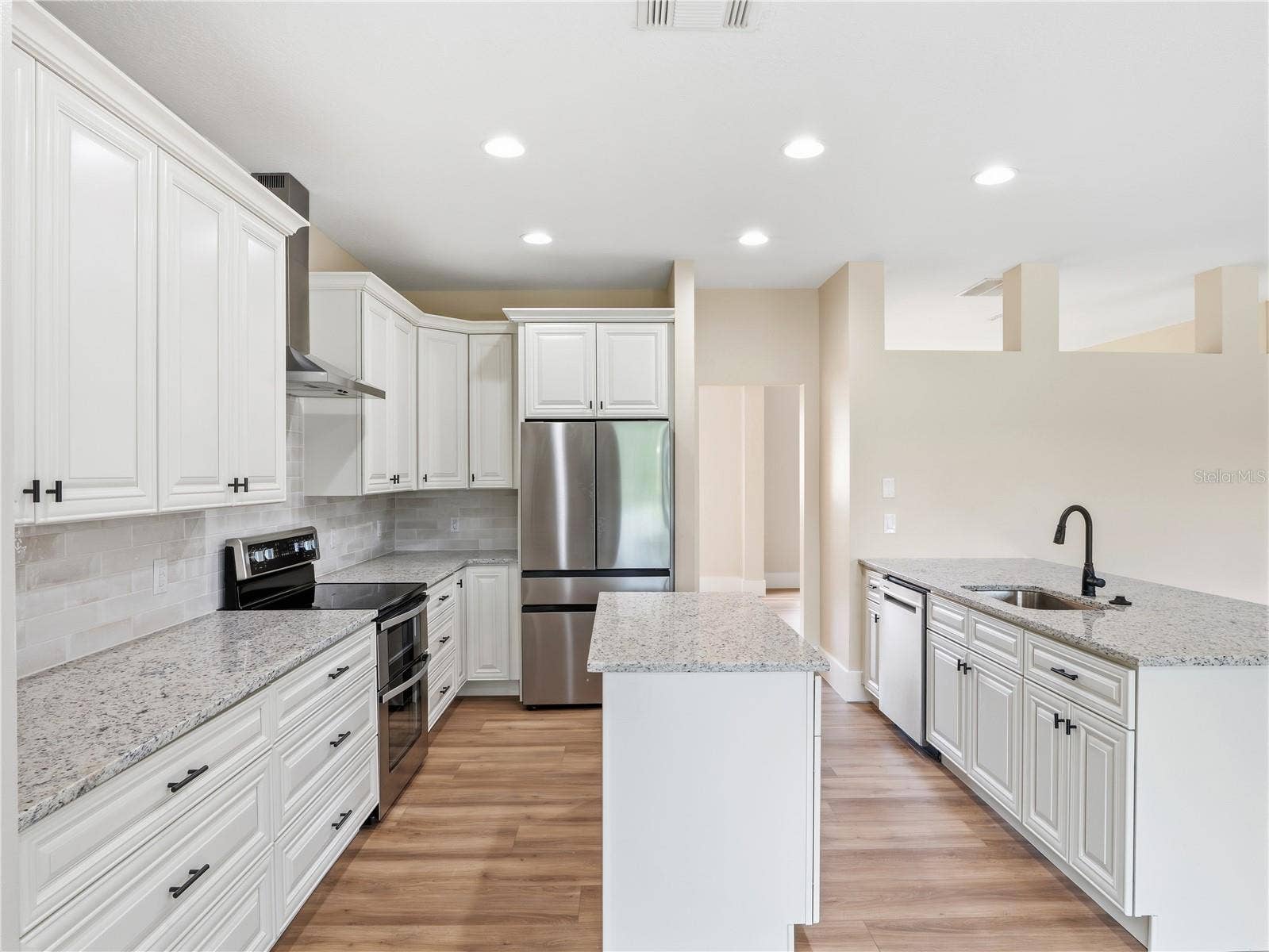 2242 WINTERMERE POINTE DRIVE, Winter Garden, FL 34787 2242 WINTERMERE POINTE DRIVE, Winter Garden, FL 34787