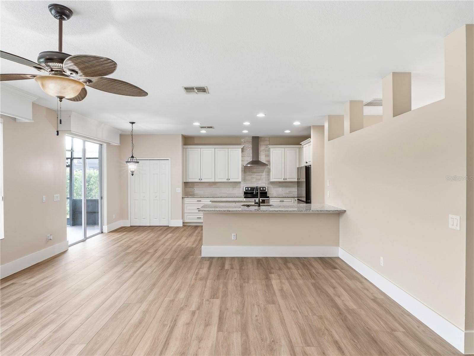 2242 WINTERMERE POINTE DRIVE, Winter Garden, FL 34787 2242 WINTERMERE POINTE DRIVE, Winter Garden, FL 34787