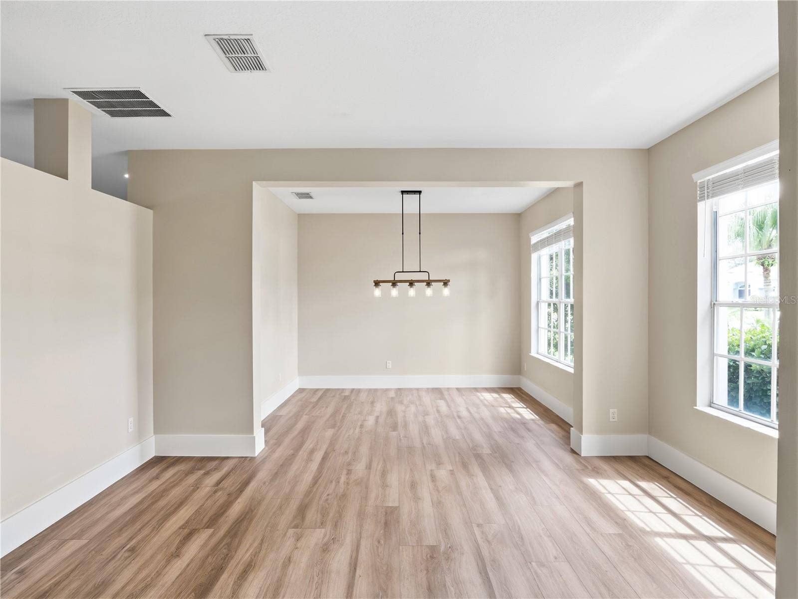 2242 WINTERMERE POINTE DRIVE, Winter Garden, FL 34787 2242 WINTERMERE POINTE DRIVE, Winter Garden, FL 34787