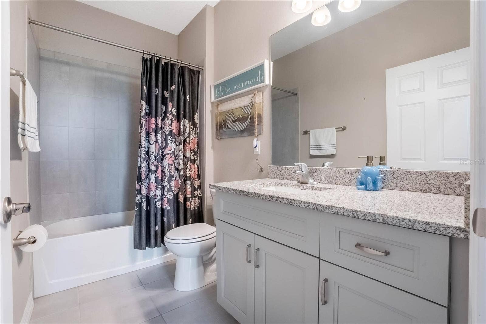 4400 BEDFORD WAY, Leesburg, FL 34748 Guest Bathroom