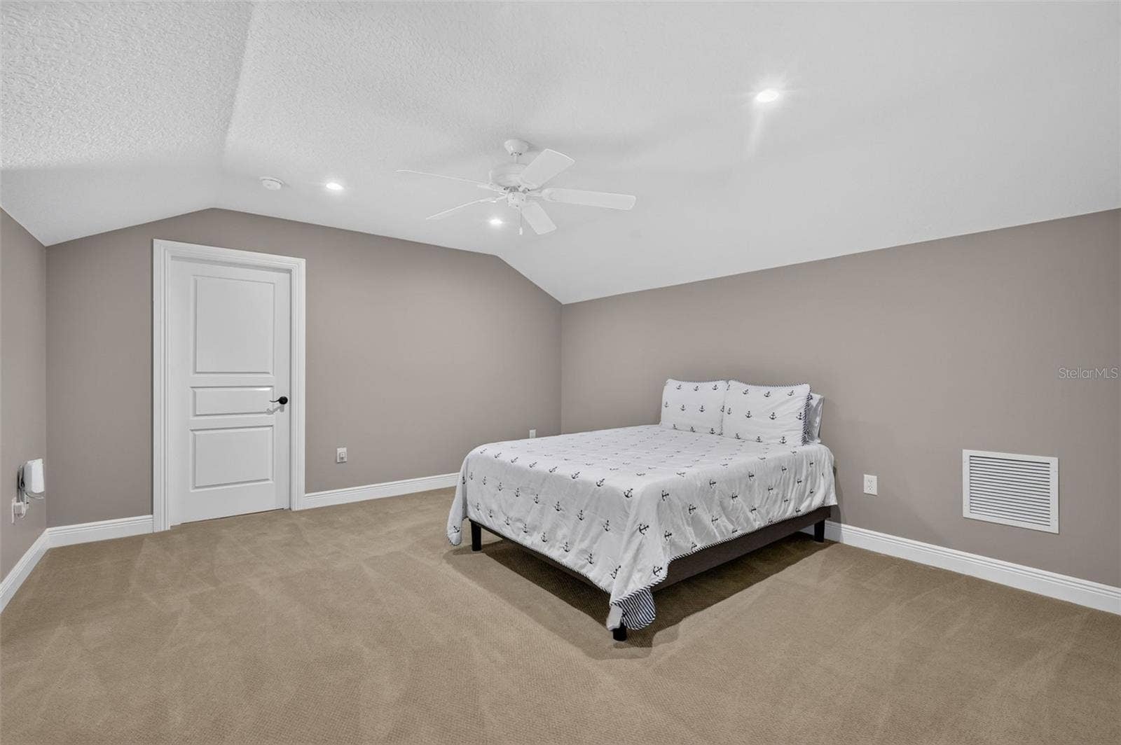 5476 TRIMBLE PARK ROAD, Mount Dora, FL 32757