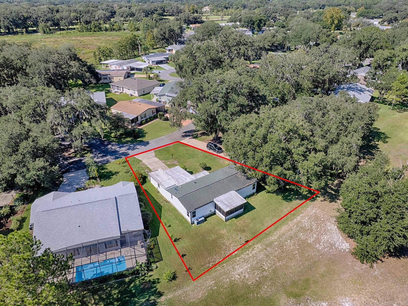 25524 BELLE HELENE, Leesburg, FL 34748 25524 BELLE HELENE, Leesburg, FL 34748