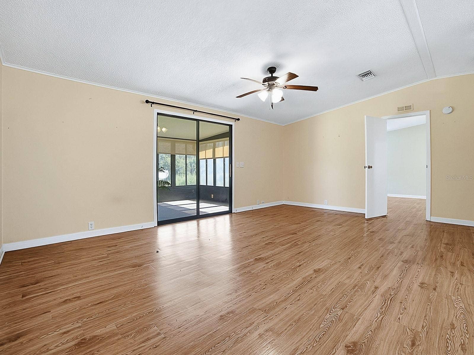 25524 BELLE HELENE, Leesburg, FL 34748 25524 BELLE HELENE, Leesburg, FL 34748