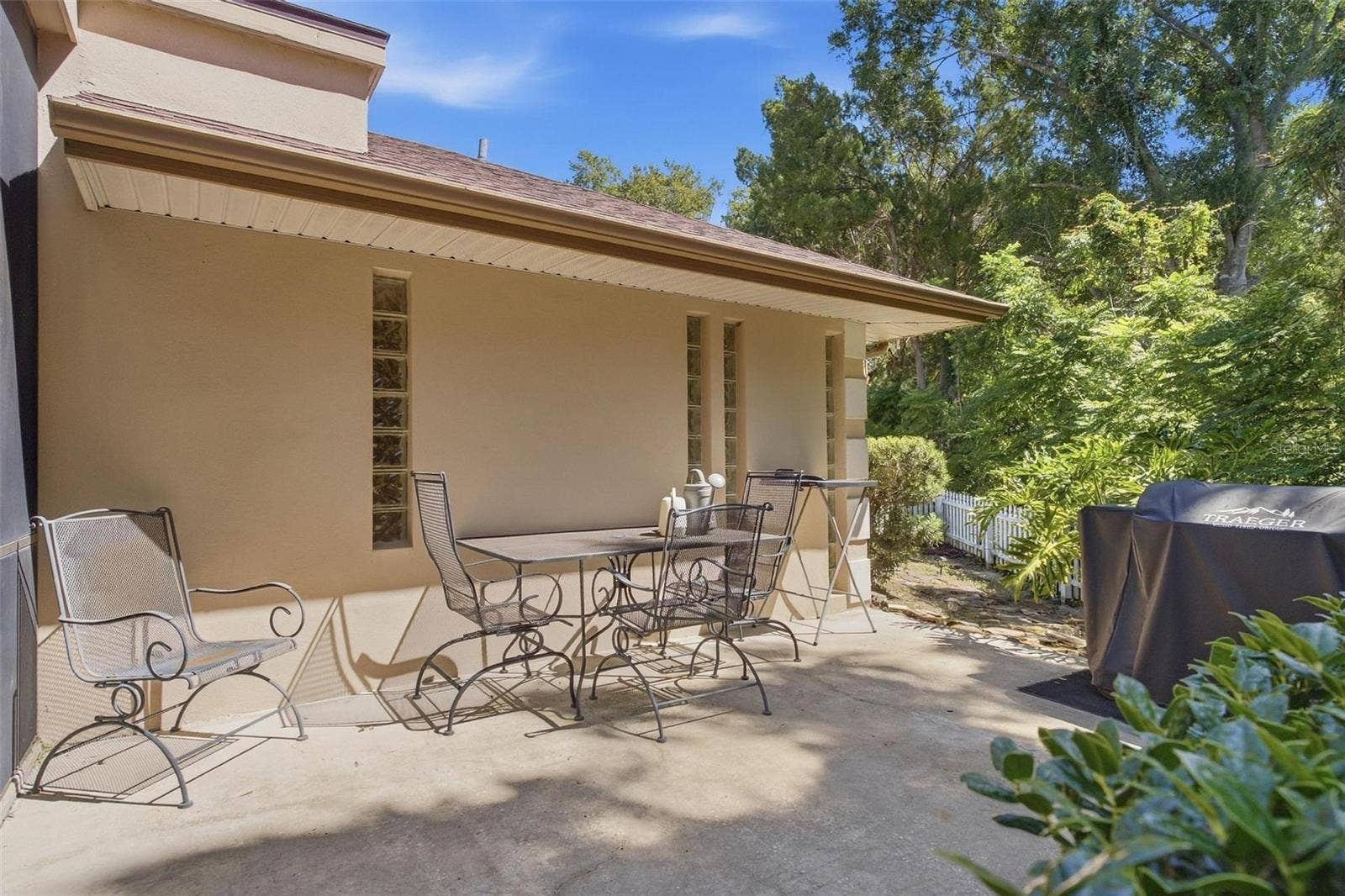 8732 SPRING COURT, Leesburg, FL 34788 Open Patio just off the screened enclosed lanai