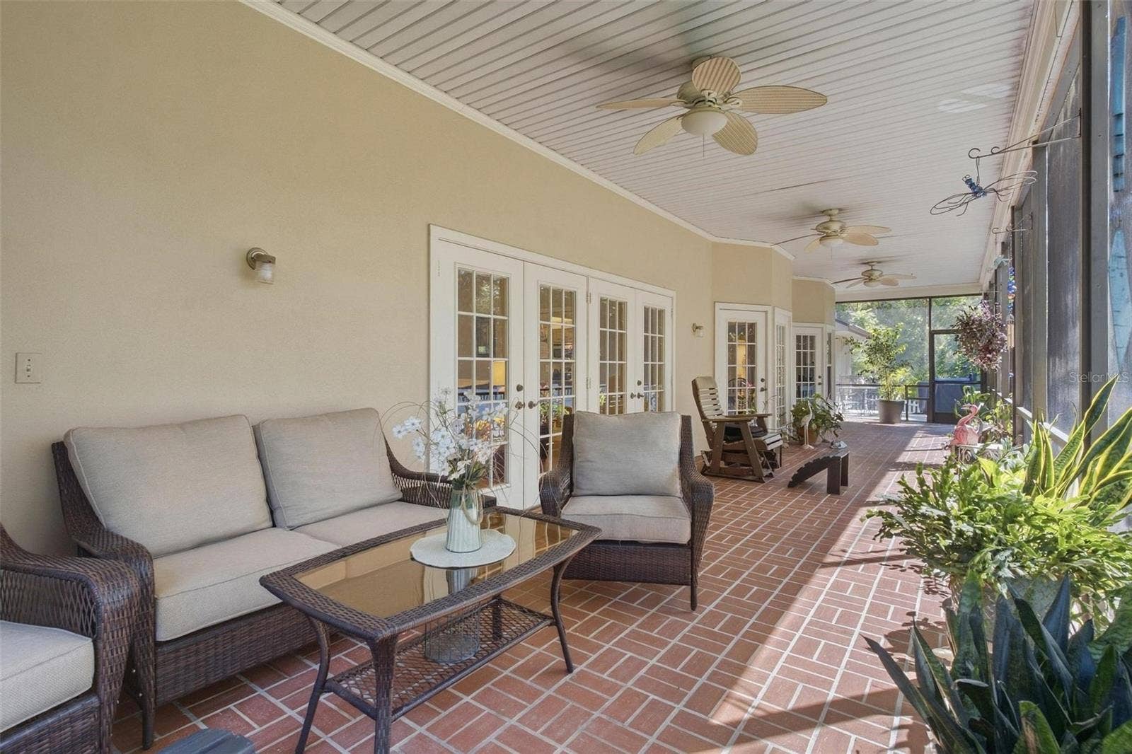 8732 SPRING COURT, Leesburg, FL 34788 50x9 extended screened enclosed lanai.