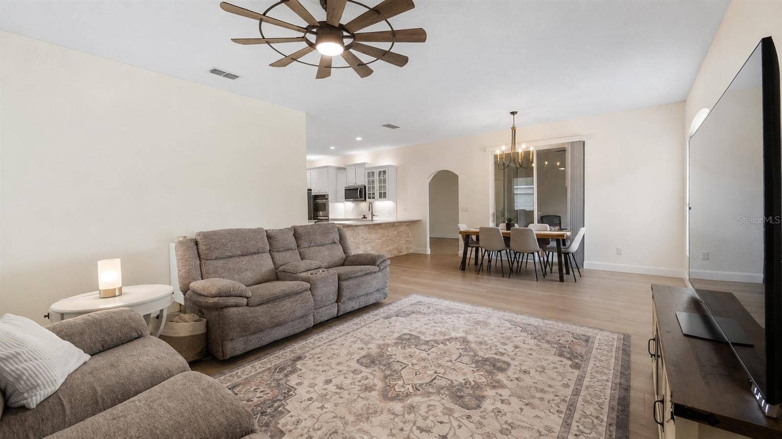 1093 HARMONY LANE, Clermont, FL 34711 Family room