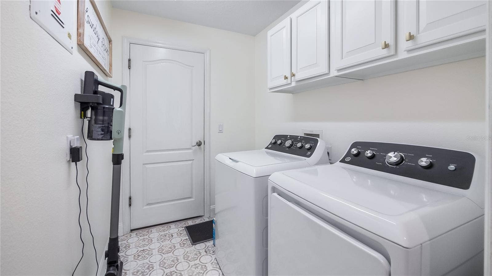 1093 HARMONY LANE, Clermont, FL 34711 1093 HARMONY LANE, Clermont, FL 34711