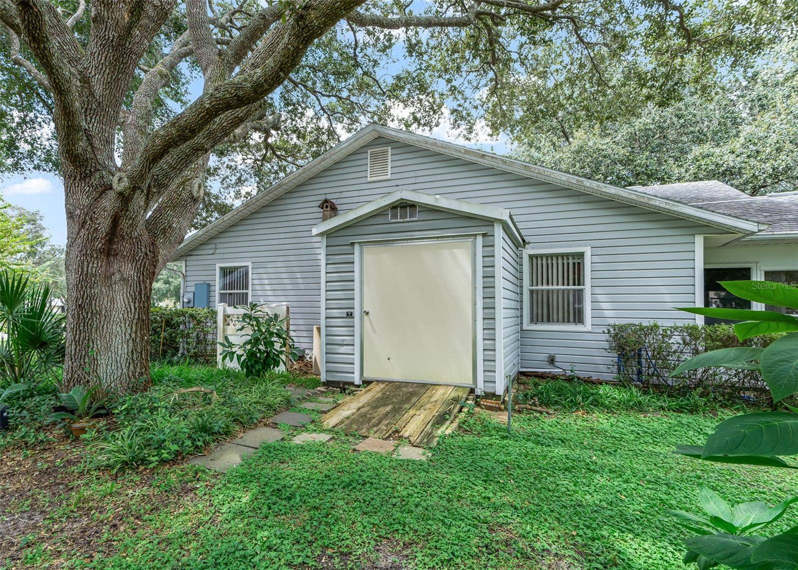 2311 BONNIE VIEW COURT, Leesburg, FL 34788 2311 BONNIE VIEW COURT, Leesburg, FL 34788
