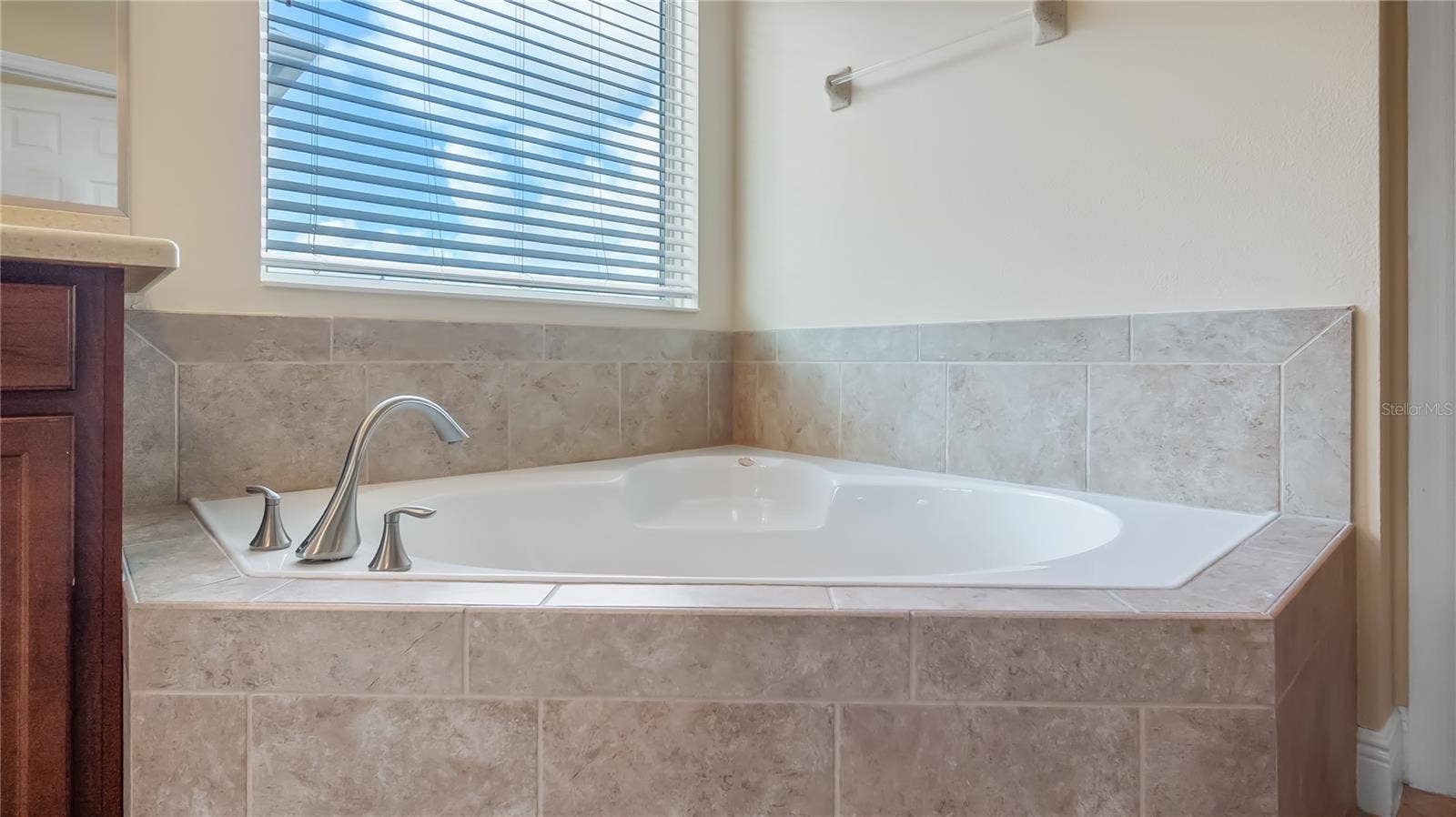 9010 REFLECTION POINTE DRIVE, Windermere, FL 34786 9010 REFLECTION POINTE DRIVE, Windermere, FL 34786