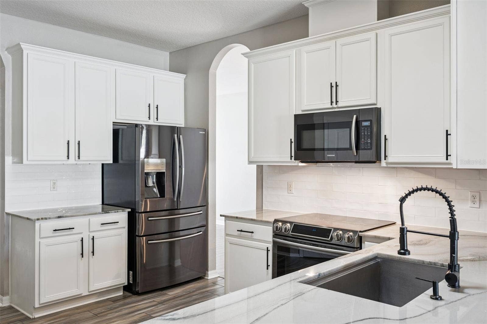 542 GROVES END LANE, Winter Garden, FL 34787 kitchen