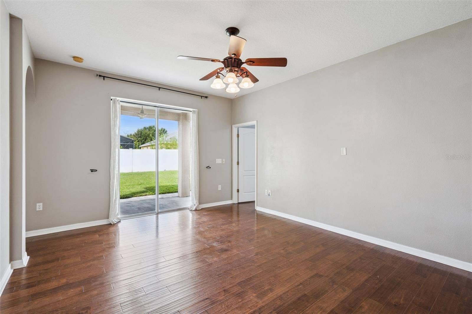 542 GROVES END LANE, Winter Garden, FL 34787 family room