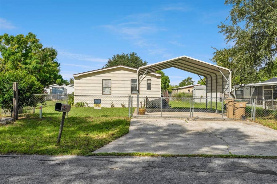 Property photo for 16825 BAY AVE, Montverde, FL