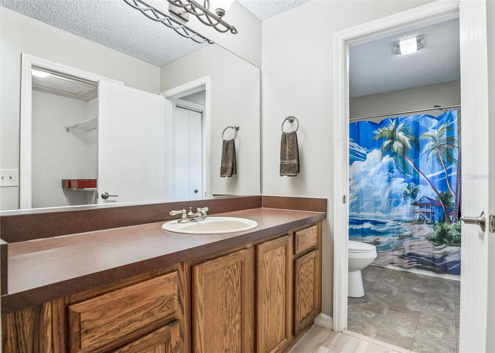 17632 SE 92ND GRANTHAM TERRACE, The Villages, FL 32162 17632 SE 92ND GRANTHAM TERRACE, The Villages, FL 32162