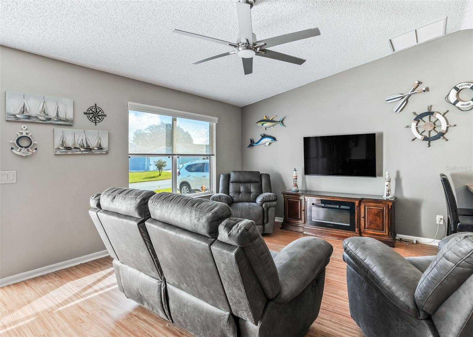 17632 SE 92ND GRANTHAM TERRACE, The Villages, FL 32162 17632 SE 92ND GRANTHAM TERRACE, The Villages, FL 32162
