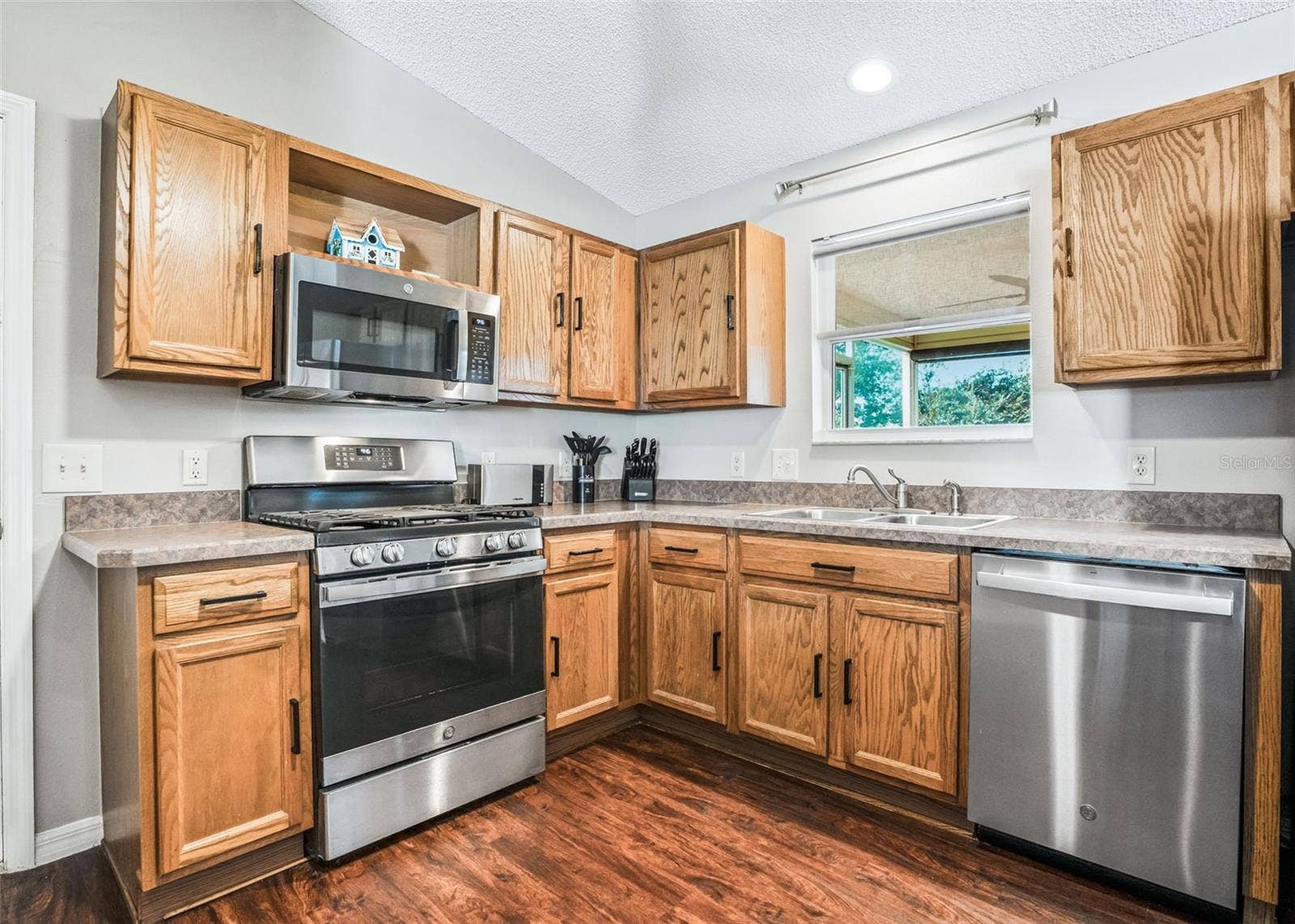 17632 SE 92ND GRANTHAM TERRACE, The Villages, FL 32162 17632 SE 92ND GRANTHAM TERRACE, The Villages, FL 32162