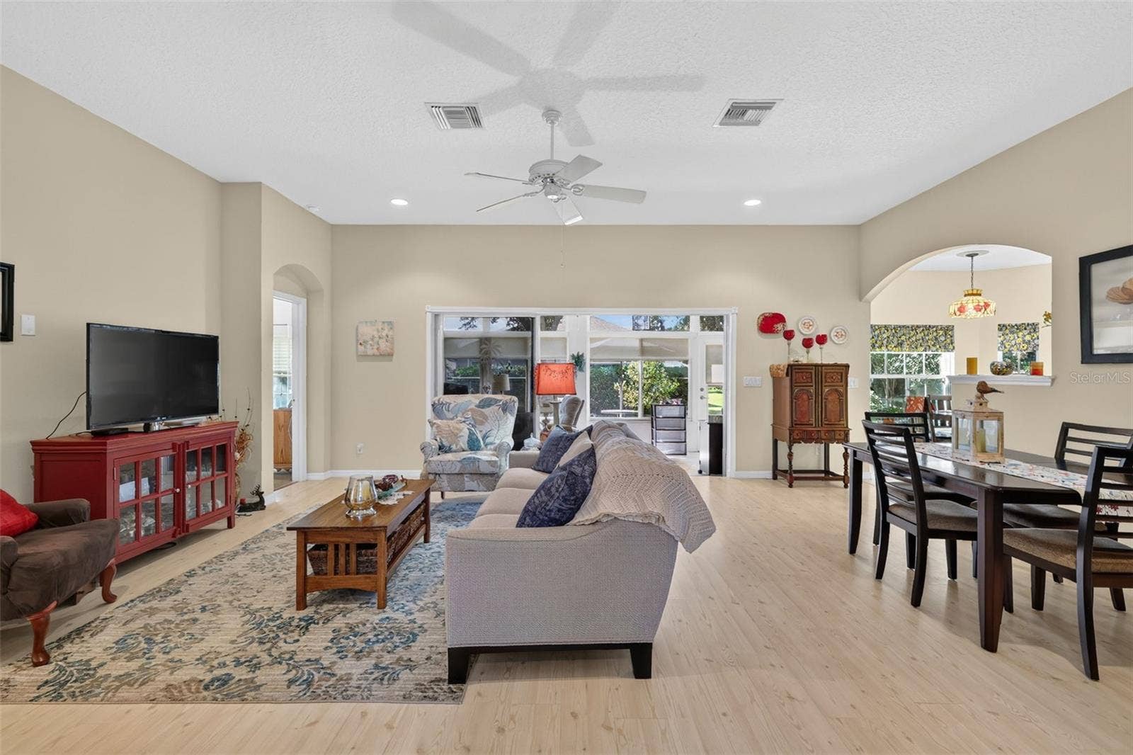 5138 AURORA DRIVE, Leesburg, FL 34748 5138 AURORA DRIVE, Leesburg, FL 34748